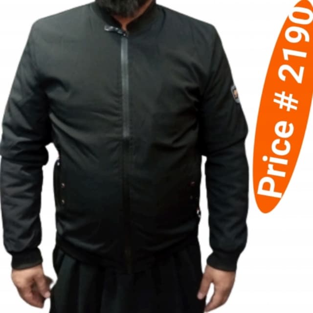 Men imported parachute jacket in very good quality and in very reasonable p